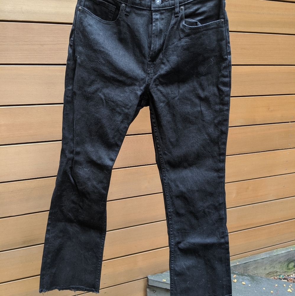 Everlane High Rise Kick Crop